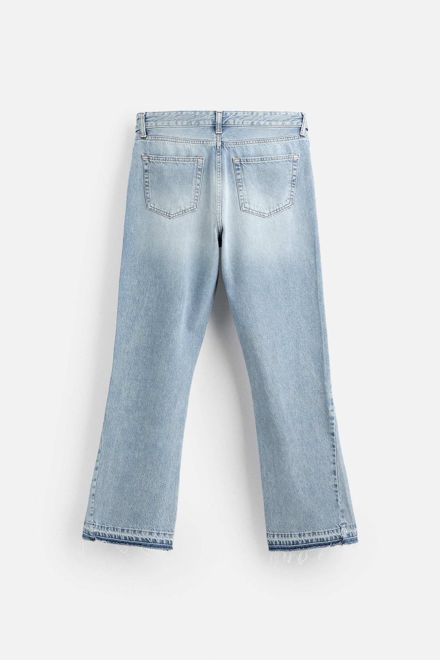 WASHED FLARED JEANS