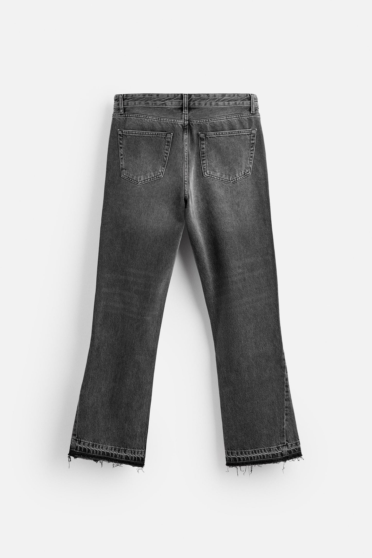 WASHED FLARED JEANS