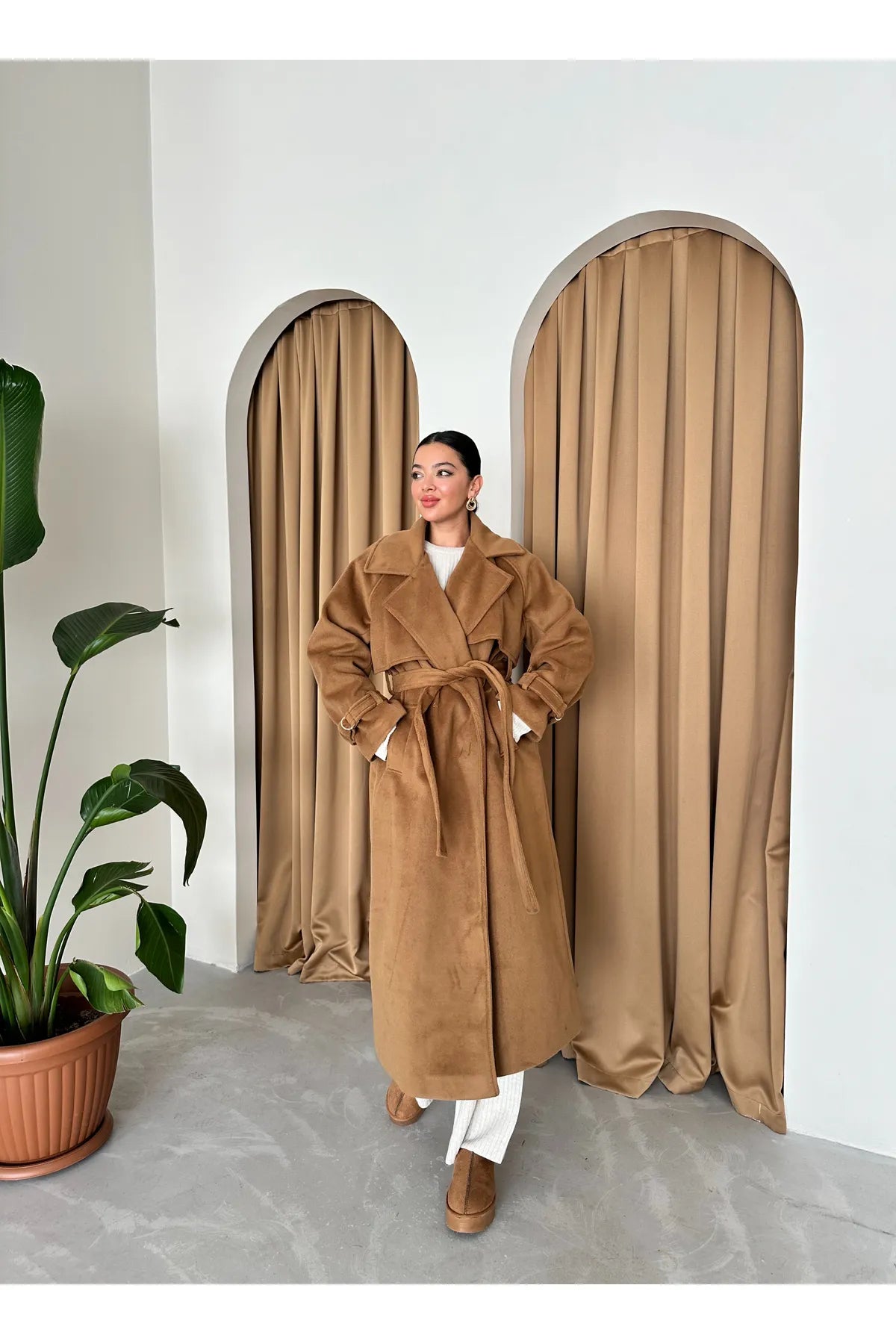 SKEEKS TRENCH COAT