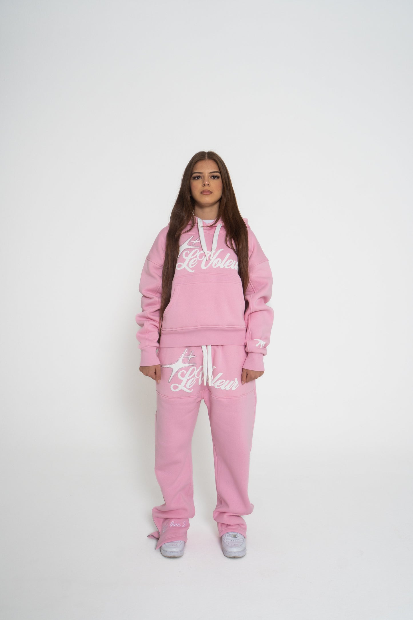 VOLEUR HOODIE + FREE SWEATPANTS